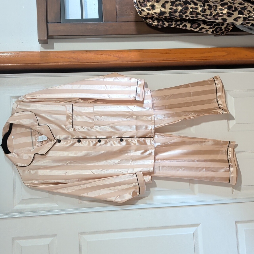 3 Sets Satin Pajama Set - Picture 2 of 4
